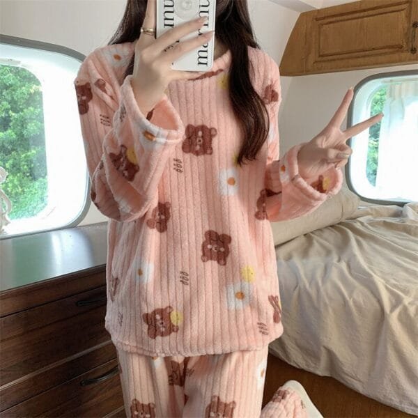 Women's Pajamas Autumn Winter Warm Pyjamas Sets Thick Coral Long Sleeve Cute Cartoon Bear Sleepwear Home Nightclothes - Image 4