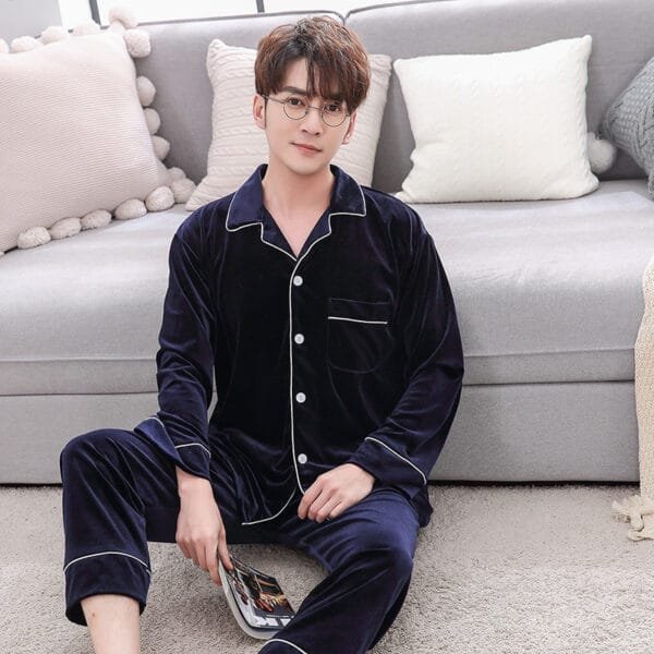 Couple Winter Warm  Velvet Long Sleeve Pyjamas Set - Image 3